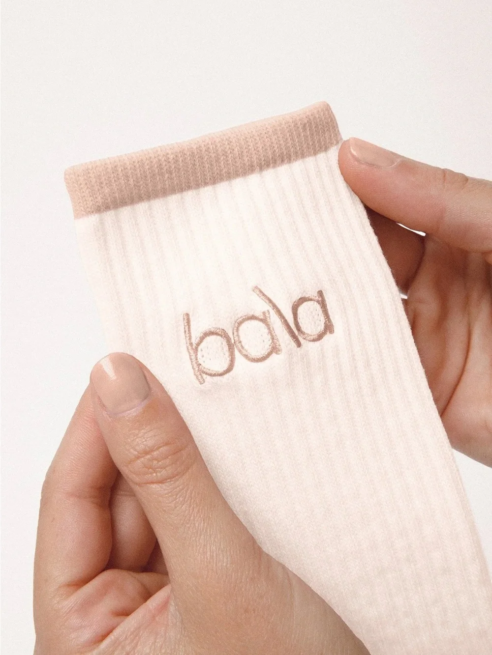 NWT Bala The High Sock in Sand Size Large - Pilates, Barre, Yoga Grip Socks